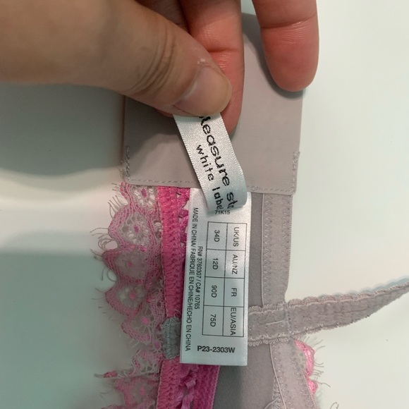 Bra - Picture 4 of 7